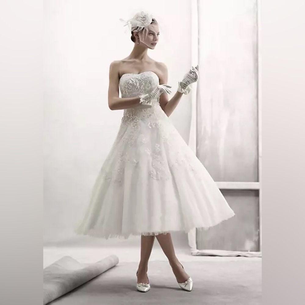 OLEG CASSINI Strapless Tulle Embellished Tea Length Dress Size 4 Style #CPK437